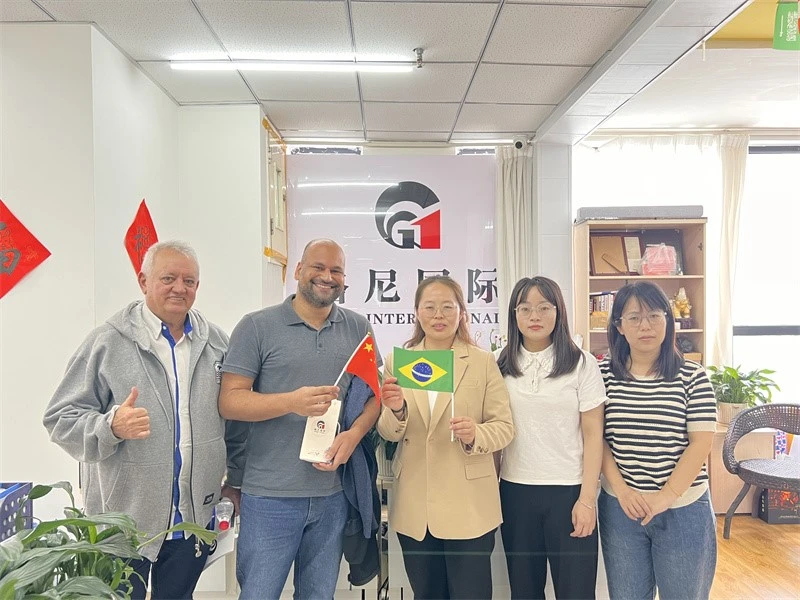 Company Customer visits28