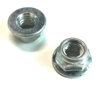 4 mm titanové přírubové matice M2